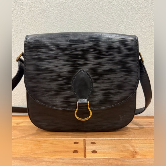 Louis Vuitton Epi Leather Vintage St Cloud GM Black Crossbody Bag